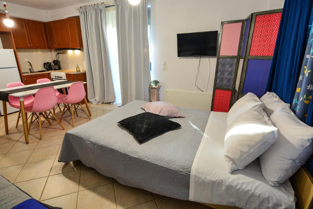 Theoni'S Apartments Xylokastro Luaran gambar