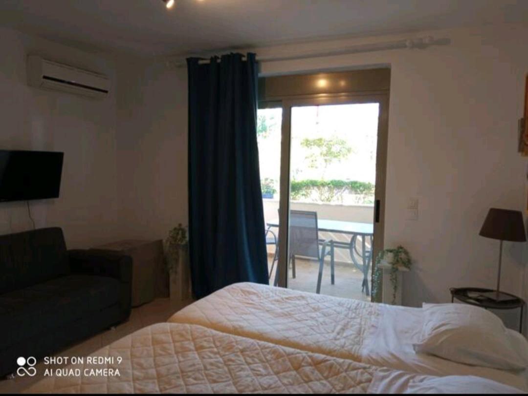 Theoni'S Apartments Xylokastro Luaran gambar