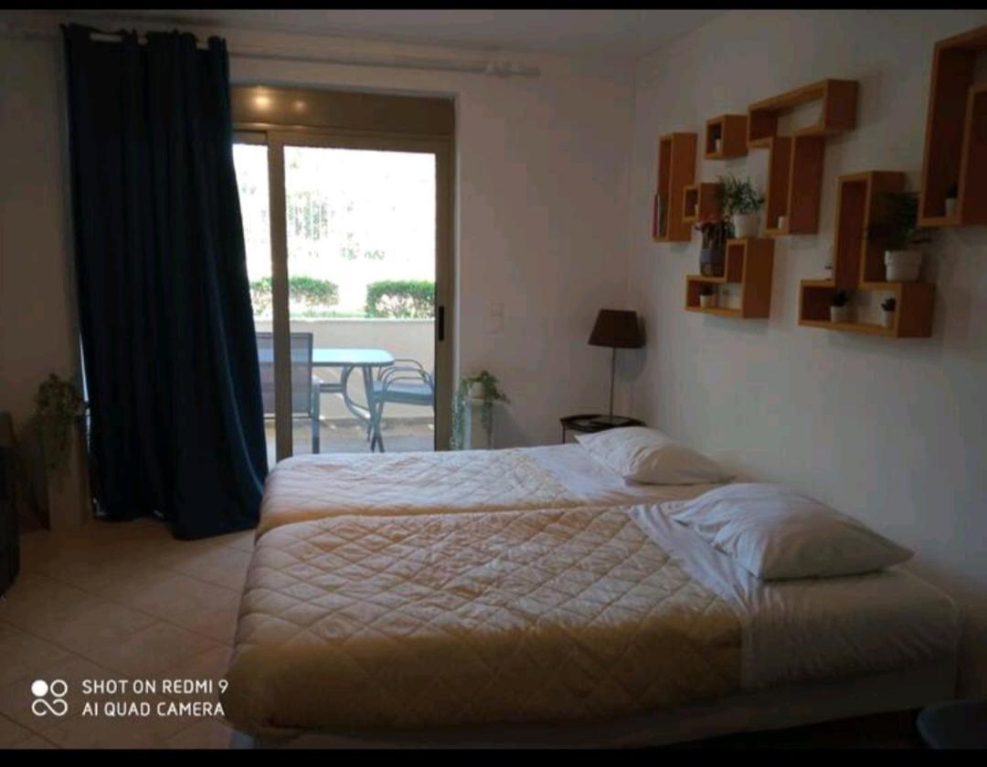 Theoni'S Apartments Xylokastro Luaran gambar