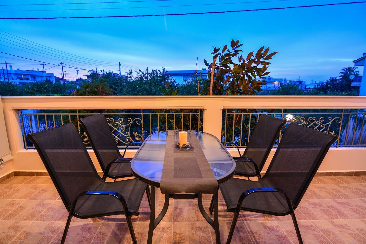 Theoni'S Apartments Xylokastro Luaran gambar