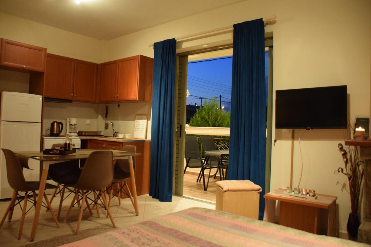 Theoni'S Apartments Xylokastro Luaran gambar
